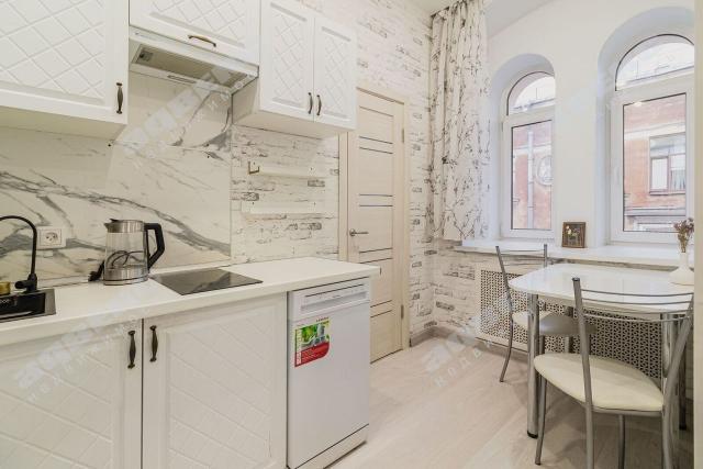 Рубинштейна ул., 18/5