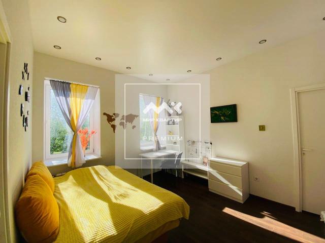 Канала Грибоедова наб., 72