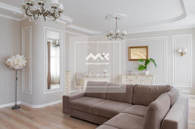 Гороховая ул., 71