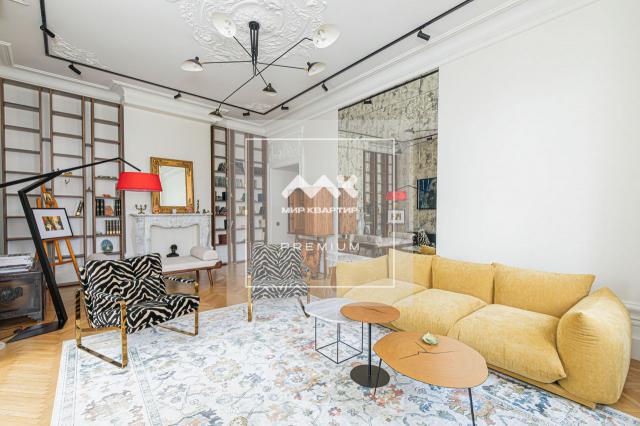 Каменноостровский проспект, 2