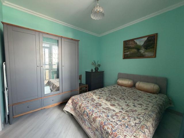 Космонавтов пр., 106