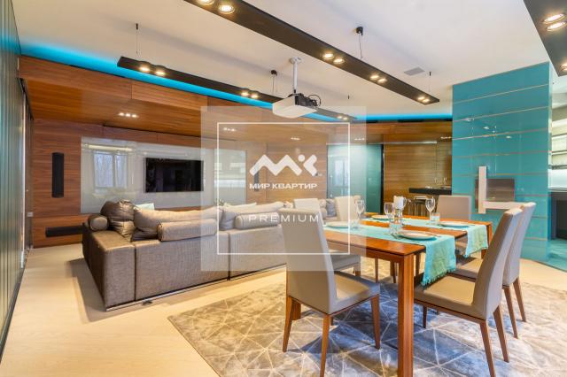 Рюхина ул., 10