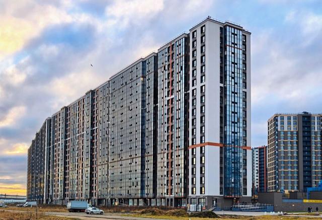 Вадима Шефнера ул., 4