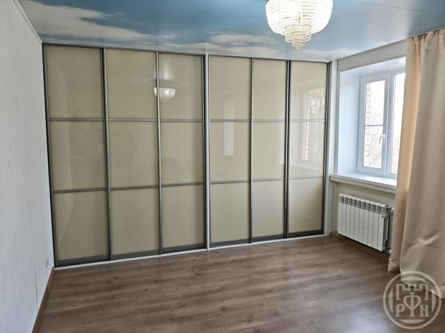 Кронштадт г., Посадская ул., д 42