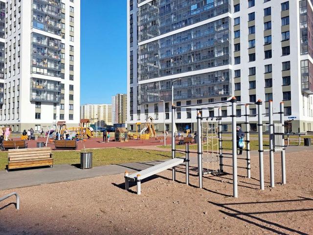 Ленинградская область, Бугры пос., Тихая ул., 7к4