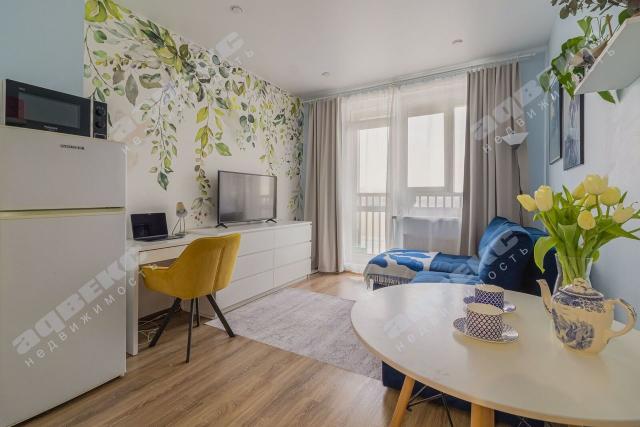 Оптиков ул., 37