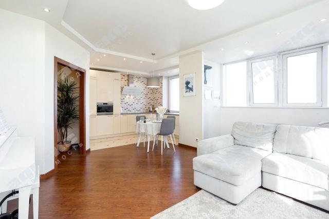 Дунайский пр., 7к7