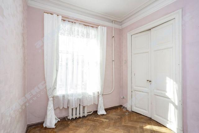 Восстания ул., 22