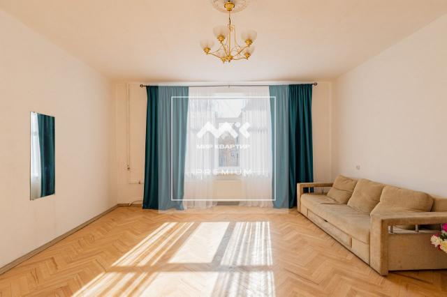 Наличная ул., 31