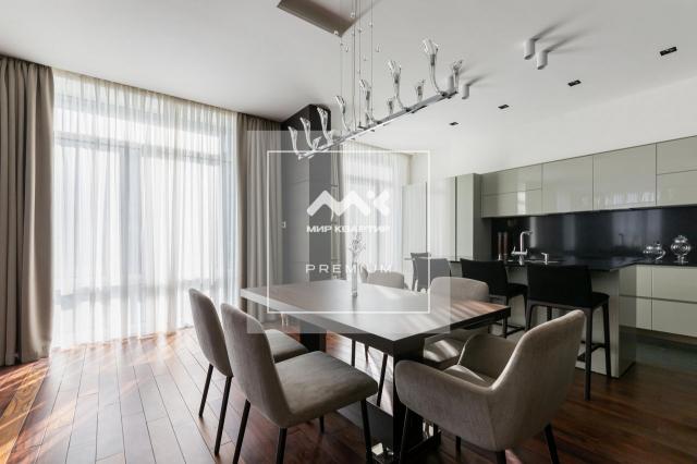 26-я В.О. линия, 15