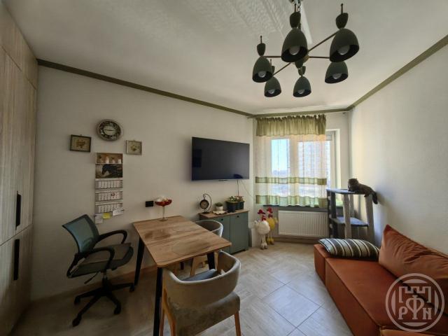 Бугры пос., Петровский бул., д 25