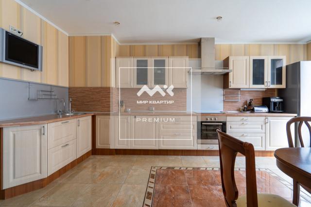 Приморский проспект, 137