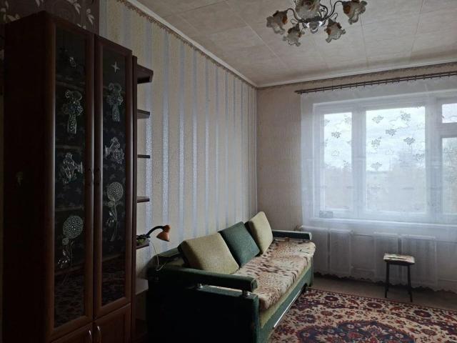 Ленинградская область, Коммунар г., Школьная ул., 15