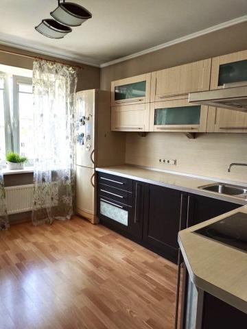 Кустодиева ул., 19