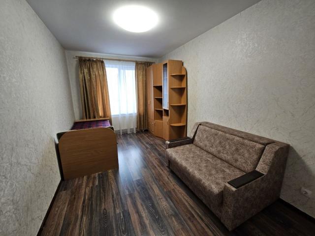 Маршала Казакова ул., 70к1с1