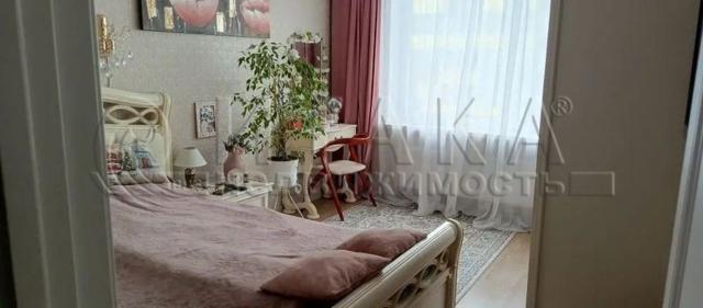 г. Кудрово, ул. Центральная, 52к1
