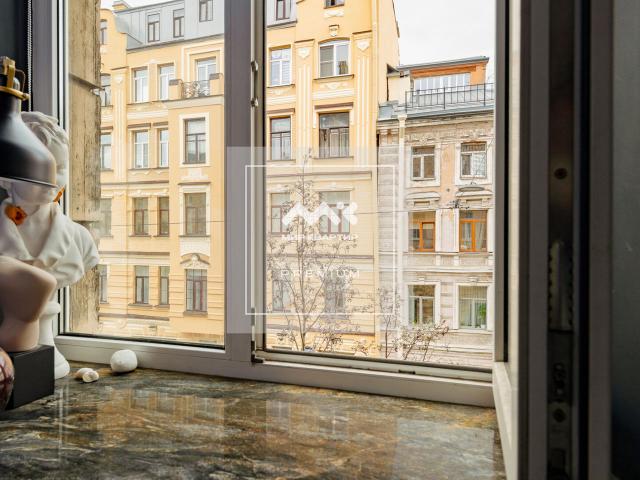 13-я Красноармейская ул., 17