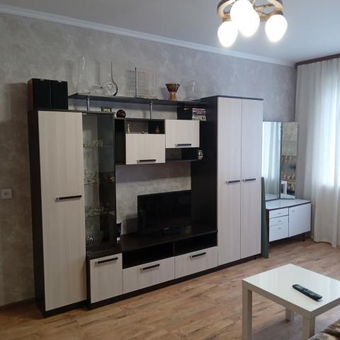 Поликарпова аллея, 8 к.1