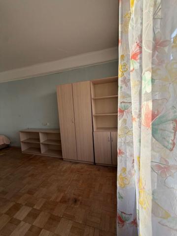 Ушинского ул., 18