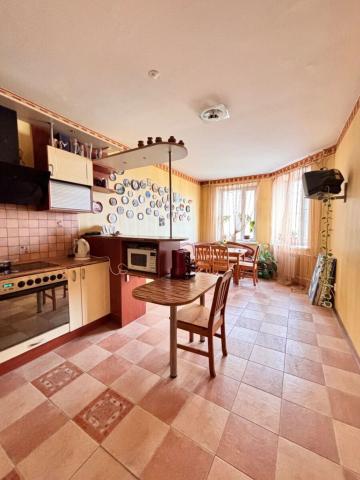 Софьи Ковалевской ул., 20к1А