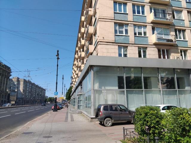 Смоленская ул., 1