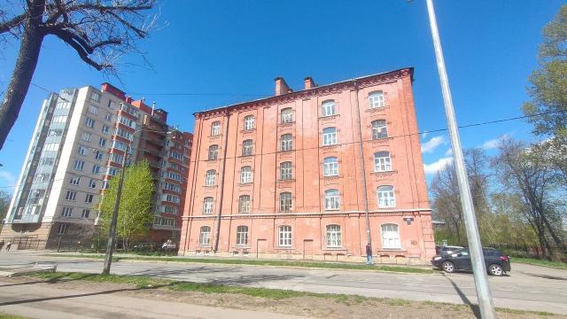 Ткачей ул., 3