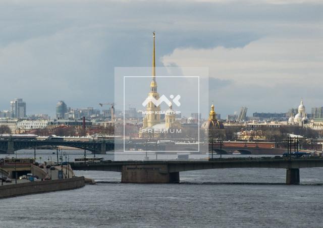 Воскресенская наб., 4