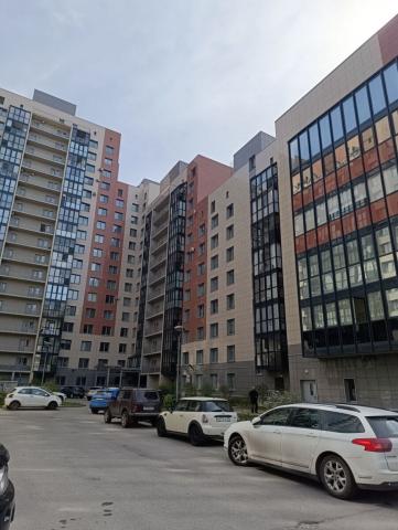 Адмирала Трибуца ул., 8