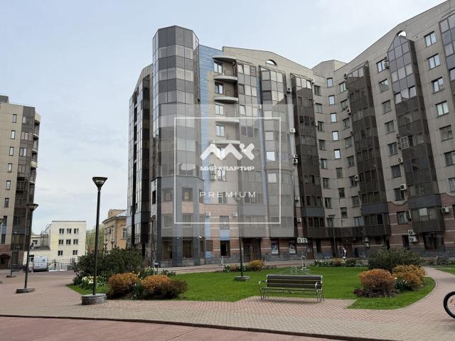 Воскресенская наб., 4