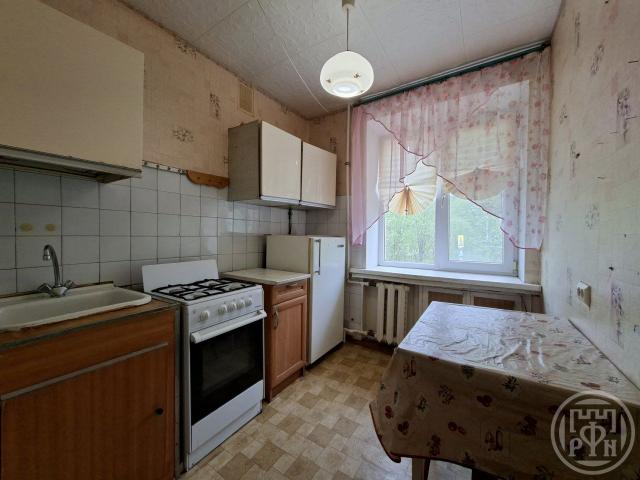 Ломоносов г., Красноармейская ул., д 37