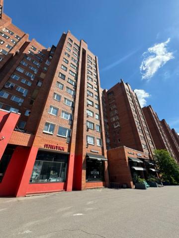 Просвещения пр., 46к1