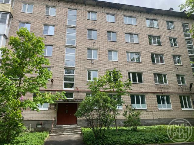 Ломоносов г., Александровская ул., д 30
