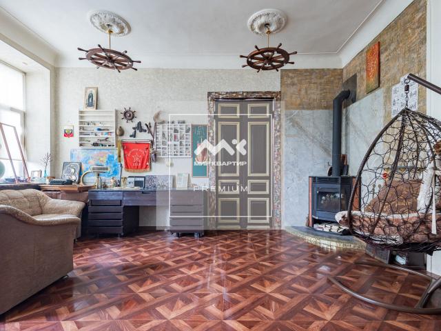 Красноборский пер., 7