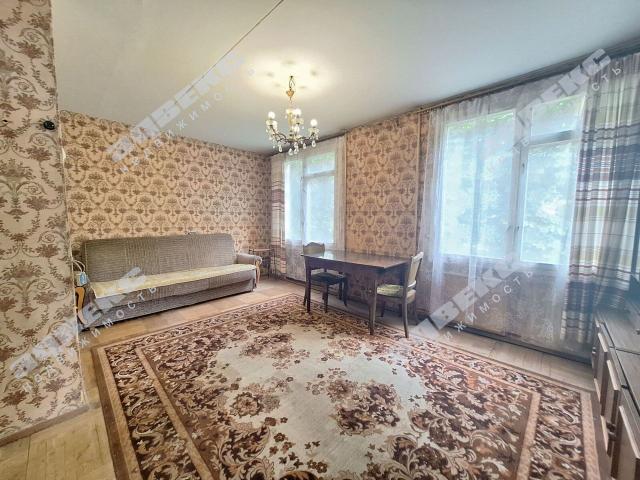 Ветеранов пр., 22