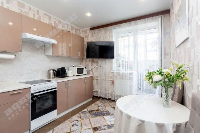 Новгородский пр., 6