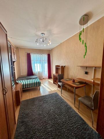 Варшавская ул., 23к1