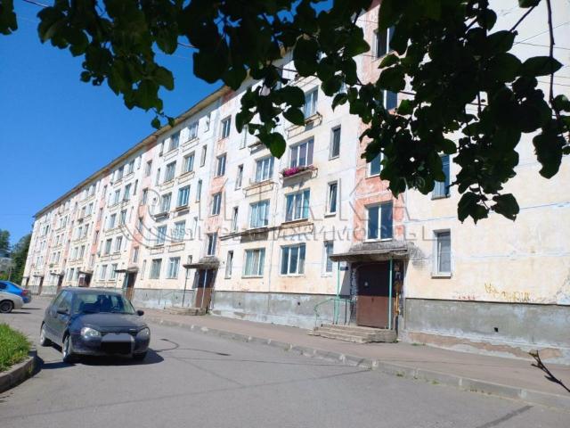 г. Пикалево, мкр. 6, 13