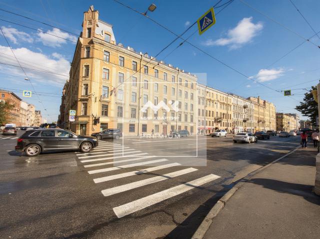 8-я В.О. линия, 73/23А