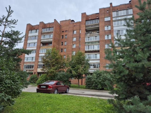 Кронштадт г., Кронштадтская ул., д 8