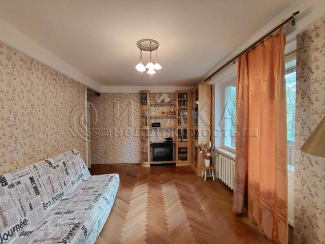 Ленсовета, 60