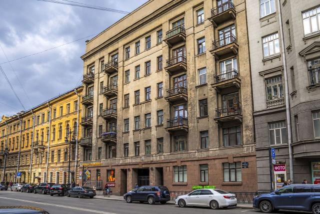 Восстания ул., 37-39