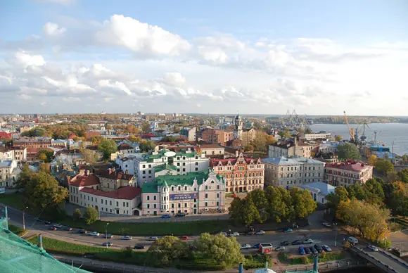 С башни Святого Олафа центр Выборга виден как на ладони