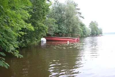 Известно немало случаев, когда данные экспертиз не позволяют «поднять» берег, либо провести эффективные мелиоративные мероприятия. 