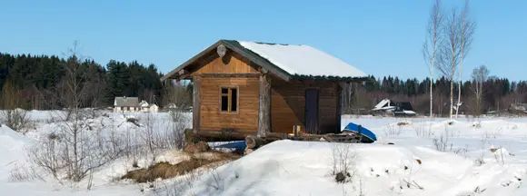 Коттеджный поселок расположен посреди лесов, рядом – охотничьи угодья