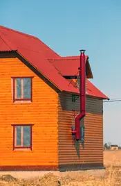 Многие коттеджи имеют яркую расцветку, и это создает позитивное настроение