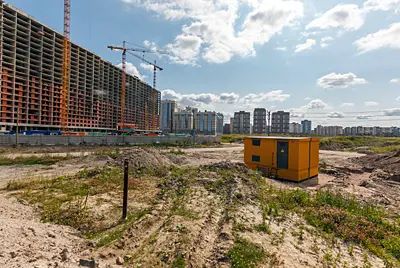 ЖК «Прибалтийский возводится в районе новостроек