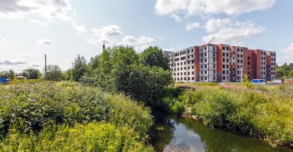 Большое количество зелени - плюс жизни в Красном Селе 