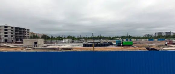 На стройплощадке нет строительной техники