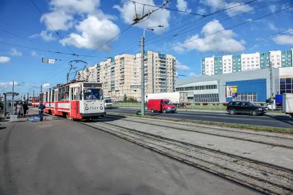 Трамвай отчасти компенсирует отсутствие метро в Пороховых