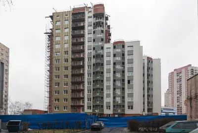 Застройщик обещает сдать объект до конца первого квартала